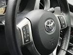  Toyota YARIS 1.33 VVT-i Icon 5dr CVT 2017 38